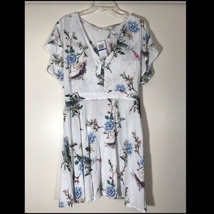 Flowy Floral/Bird Themed Dress w/ Flutter Sleeves
